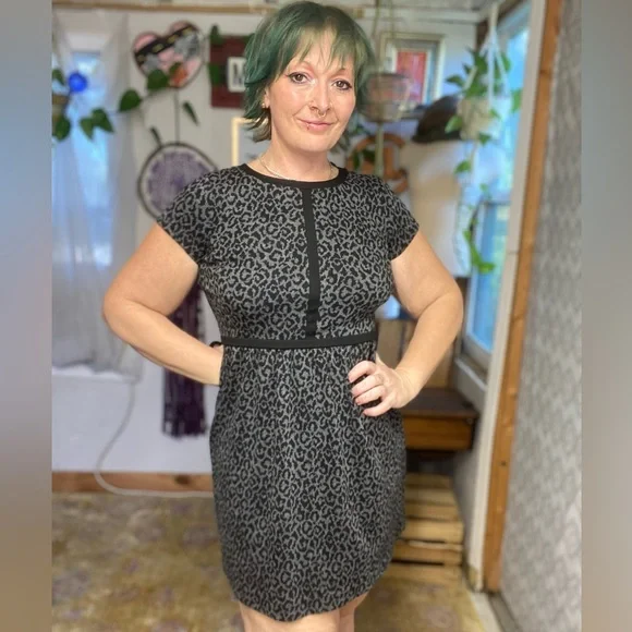 Loft Black & Gray Leopard Print Fit & Flare Dress Size 0 XSmall - Picture 6 of 17